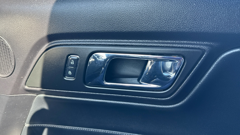 Ford Mustang 2.3 EcoBoost 2dr Auto Petrol Coupe